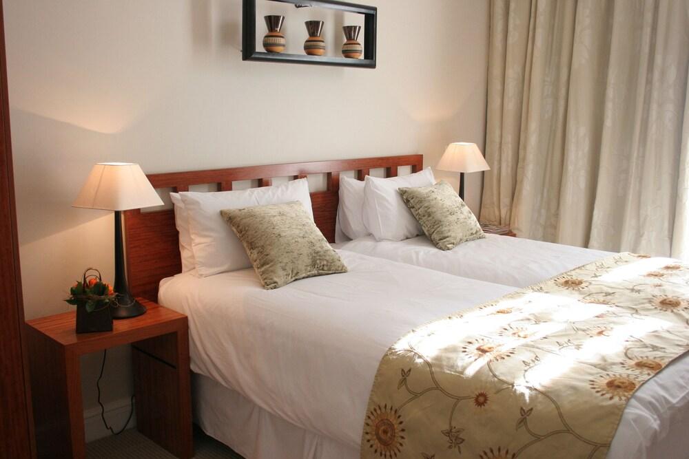 Hotel Cascade Manor Paarl Exterior foto